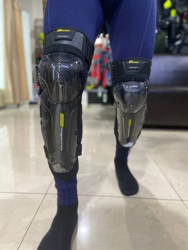 Ones Again Наколенники Carbon Fiber Force в Кирове